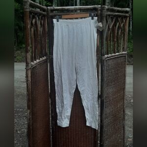 🆕️White SK Sports Stright Leg Pants